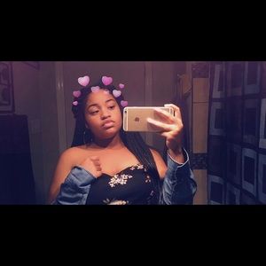 Meet your Posher, Deztinee